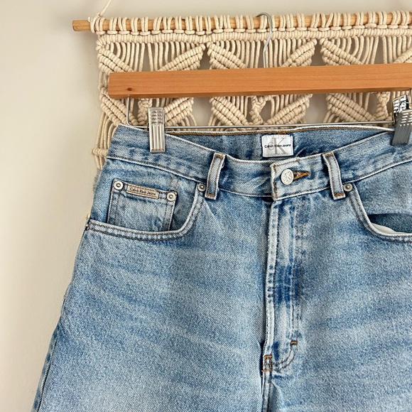 CK Shorts - Picture 3 of 7